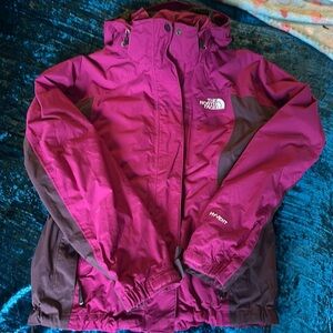 Two-tone purple The North Face Hyvent softshell snowboarding coat